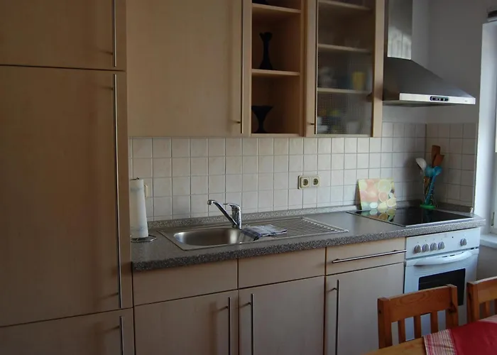 Gaestehaus Fischerweg Seemannsgarn Apartament Lauterbach (Rugen)